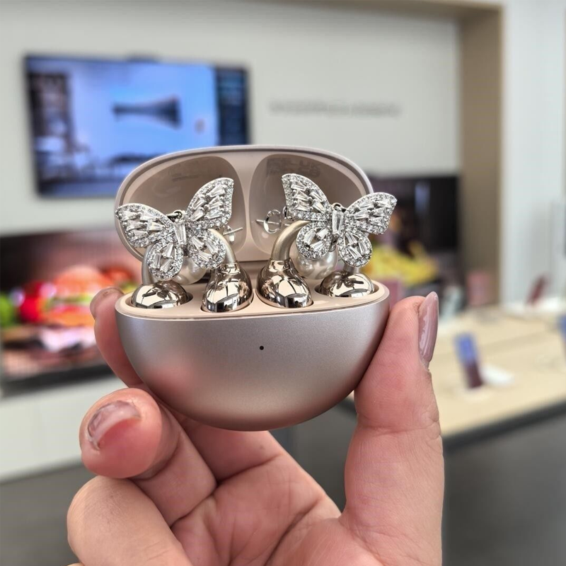 Sparkling Butterfly Bow Clips for Earbuds