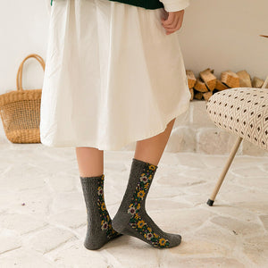 Vintage Floral Style Cotton Crew Socks