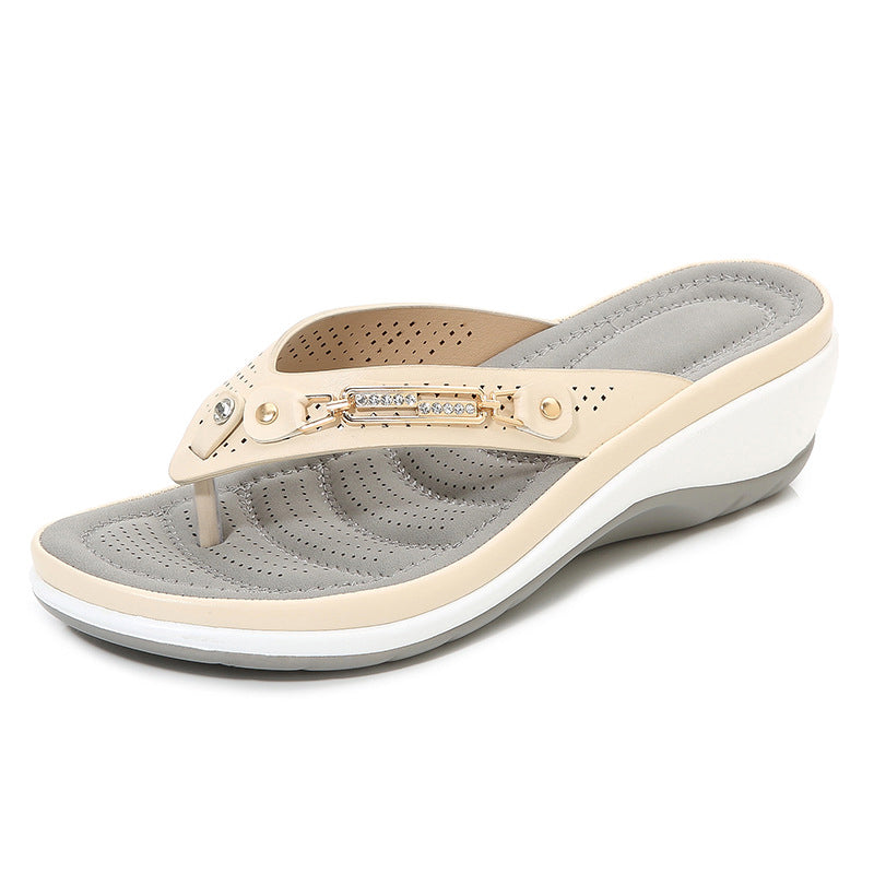 Metal Buckle Beach Flip Flops