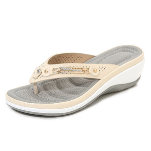 Metal Buckle Beach Flip Flops