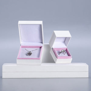 Delicate Jewelry Box 2
