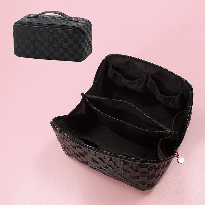 Vintage Pattern Handheld Makeup Bag