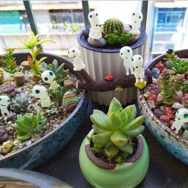 Luminous Garden Ghost Miniature Figurines