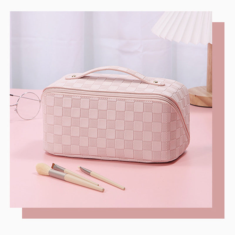 Vintage Pattern Handheld Makeup Bag