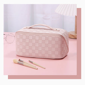 Vintage Pattern Handheld Makeup Bag