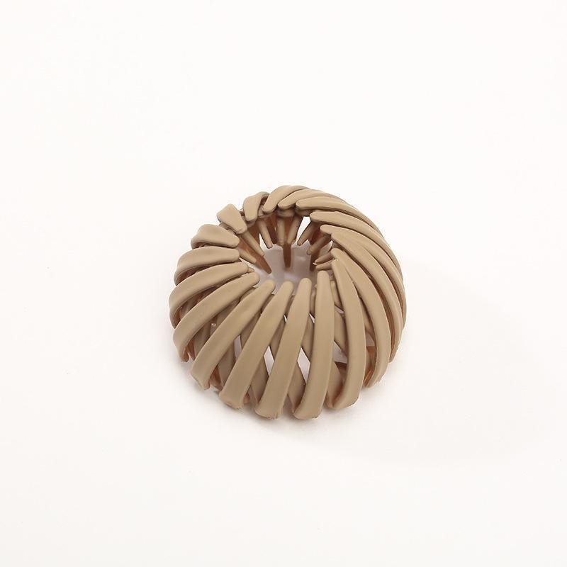 Nest Plate Hairpin