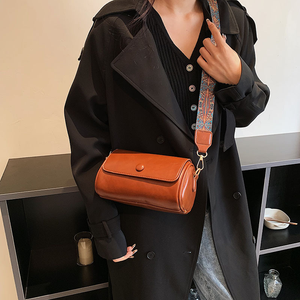 Female Retro Cylinder Bag