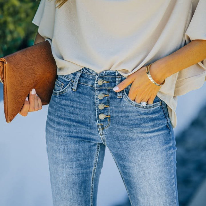 Vintage High-Waisted Jeans With Flared Legs From The 70s