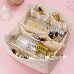 Vintage Pattern Handheld Makeup Bag