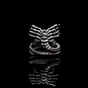 Punk Skeleton Claw Ring