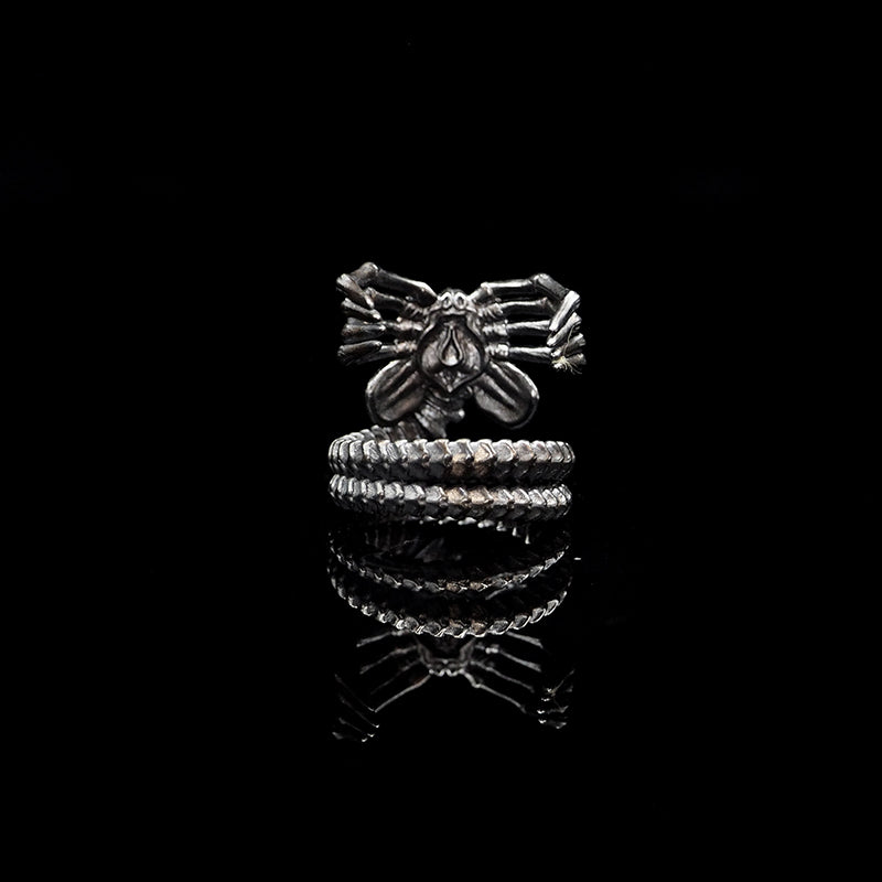 Punk Skeleton Claw Ring