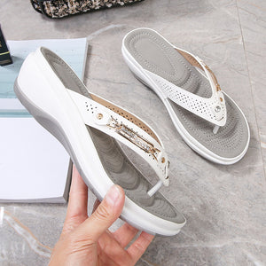 Metal Buckle Beach Flip Flops