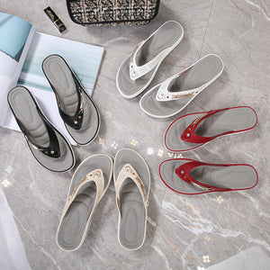 Metal Buckle Beach Flip Flops