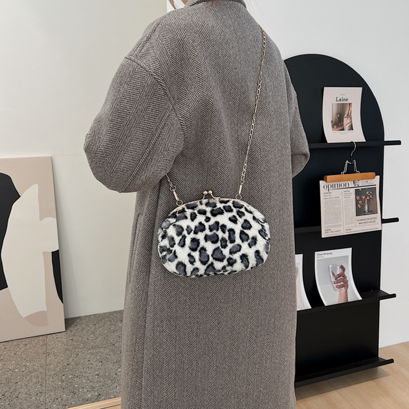 Leopard Print Plush Crossbody Bag