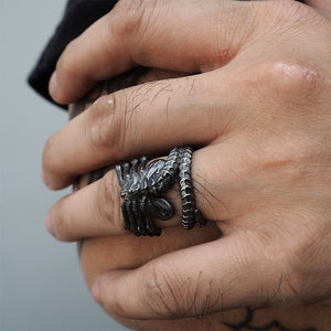Punk Skeleton Claw Ring