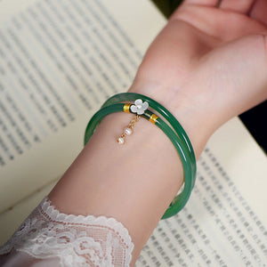 Fine Jade Bangle Bracelets